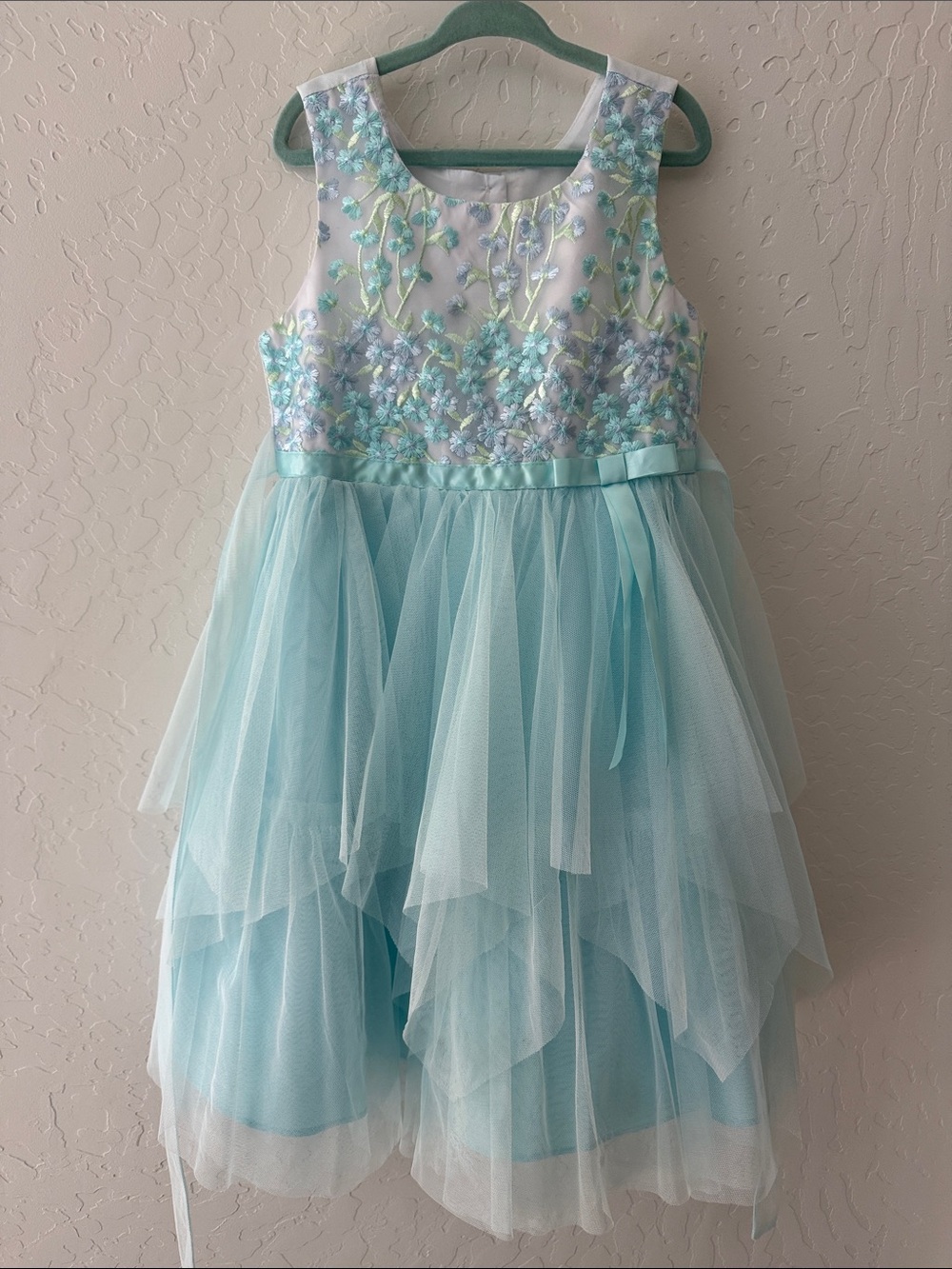 🩵 Jona Michelle Light Blue Floral Appliqué Tulle Dress - Size 5